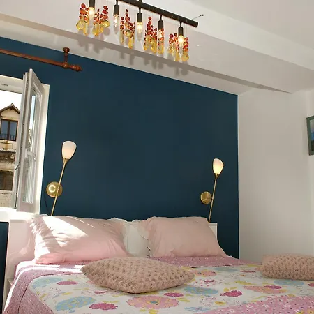 Piazzeta De Luxe Apartment