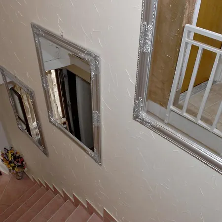 Piazzeta De Luxe Apartment