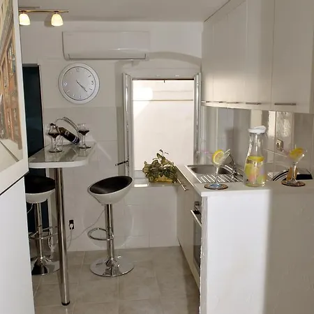 Apartment Piazzeta De Luxe Split